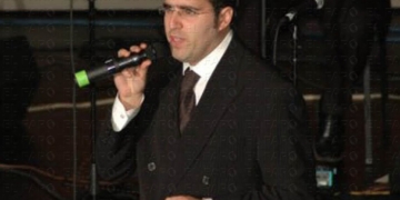 alt