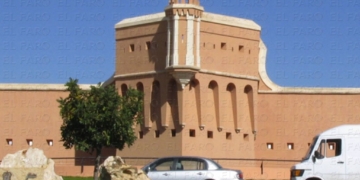 alt
