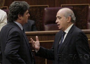 Interior, dispuesto a quitar las cuchillas para llegar a un pacto sobre inmigración