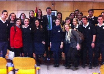 Los alumnos del Buen Consejo asisten a los juicios de faltas