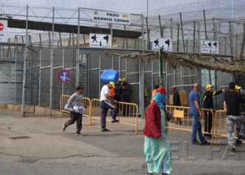 Una mujer siria, detenida tras cruzar la frontera con una niña de 6 años