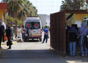 El CETI sigue con 1.800 residentes pese a los traslados a la península