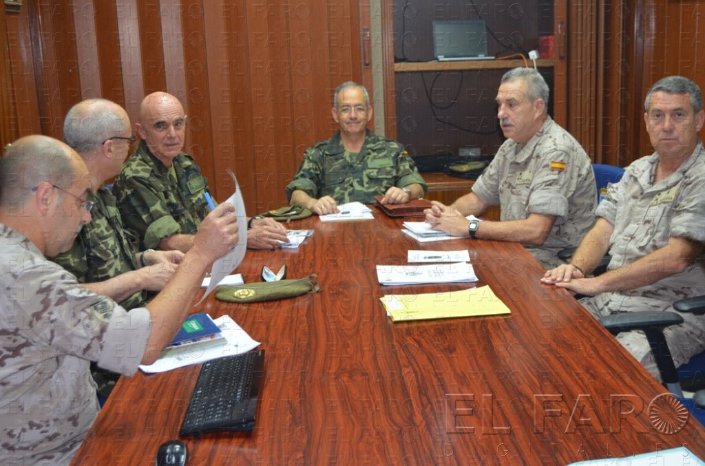 El jefe de mando de personal de Tierra visita las unidades de Melilla