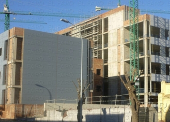 Robles afirma que las obras del nuevo hospital se retomarán en un par de meses