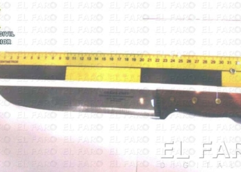 Requisan un cuchillo en un intento de salto fallido de 200 inmigrantes