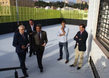 El ‘mini colegio’  de la Casa de la Juventud abre sus puertas a 120 niños