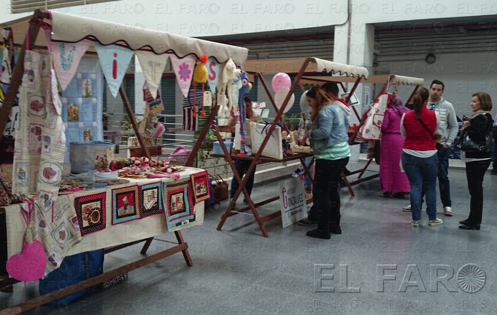 Levántate Alcanzar querido Puestos artesanales para potenciar empresas de mujeres - El Faro de Melilla