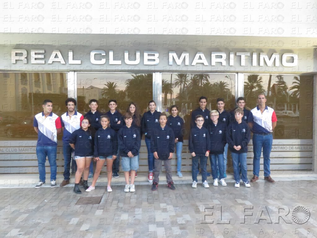 El equipo de regatas del Club Marítimo que ha protagonizado este pasado fin de semana dos actuaciones en la penínsul
