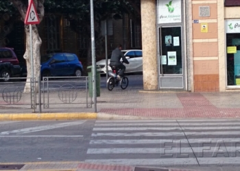 Ciclistas que también merecen una multa
