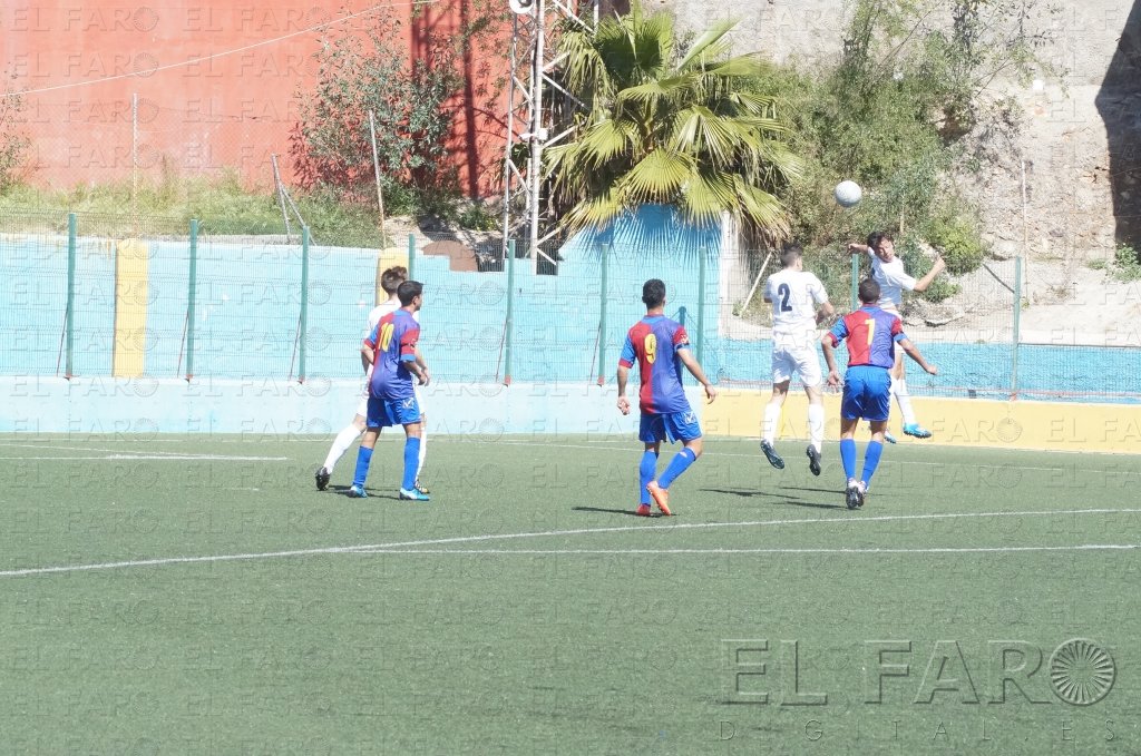 Lluvia de goles en un choque de guante blanco