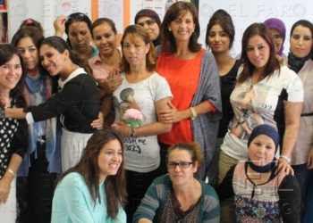 Alfabetización y educación para mujeres