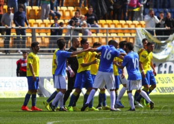 El Cádiz lucha por lograr el ascenso