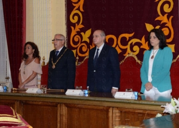 Podemos, Equo, IU y UPyD se muestran escépticos ante los anuncios de Imbroda