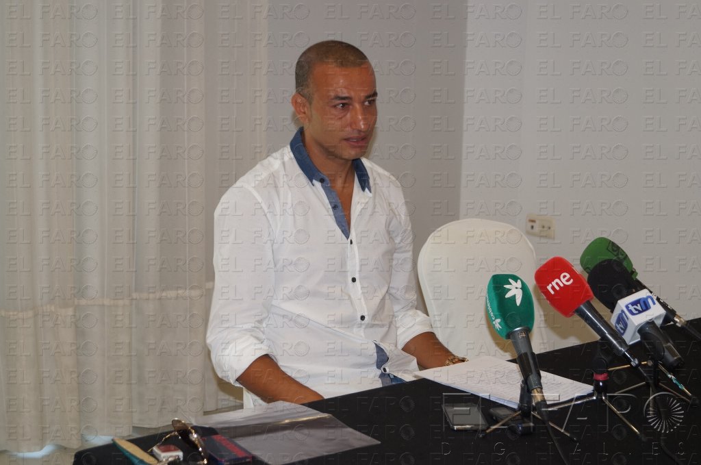 El jugador melillense, en la rueda de prensa de despedida.