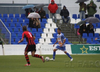 La UD Melilla ya prepara su debut como local en la liga 2015-2016