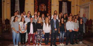 Imágenes de la recepción celebrada ayer en el Salón Dorado del Palacio de la Asamblea.