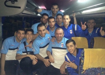 Componentes de la plantilla del Melilla FS celebrando la victoria.