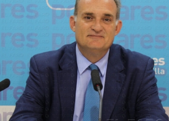 Lence asegura que no hay ninguna causa abierta en el Supremo contra Imbroda