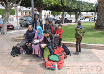 El padre de seis hijos que vive en la calle espera tener casa y trabajo esta semana