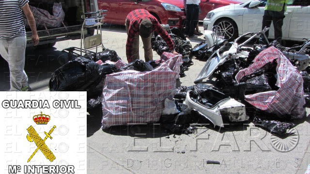 La Guardia Civil recupera en el puerto dos motocicletas robadas en Francia