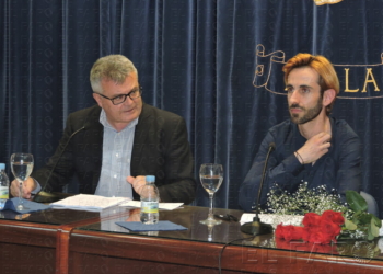 El melillense Juan Andrés Moya presenta en la UNED su primera novela