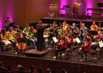 Un momento, durante el concierto.