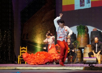 Noche flamenca de cruces