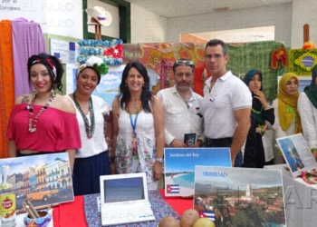 La IES Huerta Salama monta una Feria de Turismo dedicada a América Latina