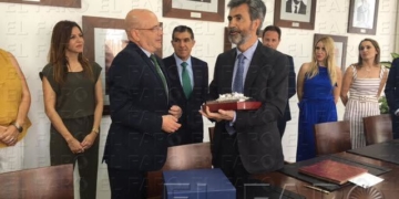 Blas Jesús Imbroda y Carlos Lesmes en el Colegio de Abogados.