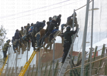 El incendio del monte Gurugú reduce la presión migratoria sobre Melilla