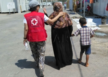 Regresa a Melilla Rachida Al-lal, voluntaria de Cruz Roja en Grecia para los refugiados