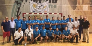 El consejero de Deportes, Antonio Miranda se pasó por el entrenamiento de la escuadra de nuestra ciudad.