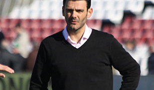 Ramón Tejada quiere que su equipo, el Jaén, rompa su mala racha de resultados en el Álvarez Claro.