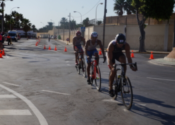 Imagen de una de las pruebas triatléticas disputadas esta temporada.