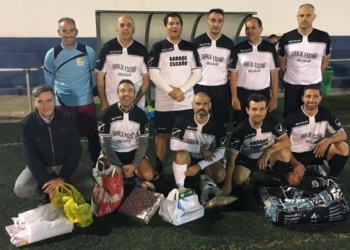 Componentes de una de las grandes escuadras de este torneo, el Garage Escaño.