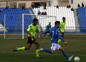 Componentes de la escuadra de nuestra ciudad en el trabajo realizado ayer.