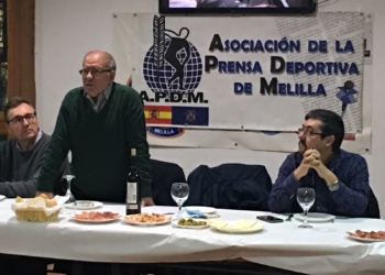 El presidente de la APDM, Avelino Gutiérrez, en su discurso.