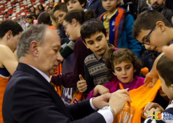 Tito Díaz, técnico del conjunto gallego.