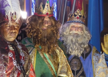 Festejos estudia separar las chirigotas del concurso de disfraces si hay varios grupos