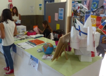 Un error de comunicación causó que el curso de idiomas de otoño se cancelase