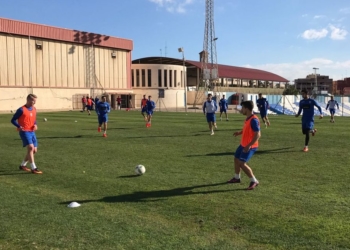 Comienza la cuenta atrás para el duelo del domingo ante La Hoya