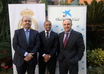 Roberto Carlos, embajador blanco