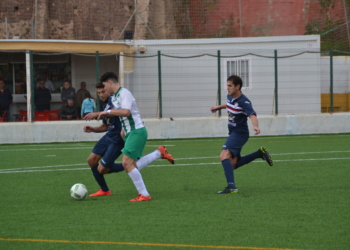 El River Melilla, en uno de los partidos en el campo de La Espiguera.