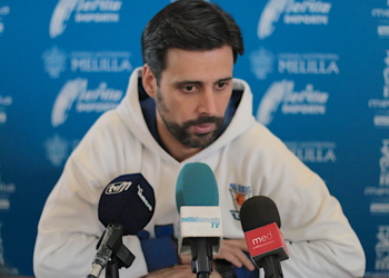 Alejandro Alcoba podrá contar esta noche con todos los jugadores de la plantilla.