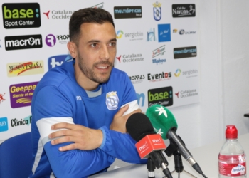 El lateral izquierdo unionista se emplea al máximo en los entrenamientos para poder entrar en el once titular de Josu Uribe.