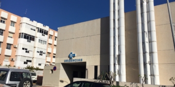Imagen de los exteriores del Hospital Comarcal de Melilla, tomada este fin de semana.