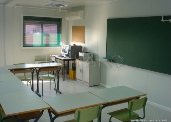 Calzado espera que la urbanización de los terrenos para las aulas modulares esté terminada para mayo o junio