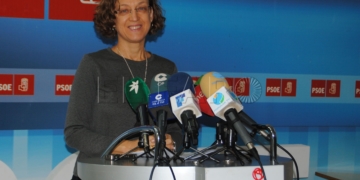 La presidenta de la Gestora del PSOE local, Gloria Rojas.