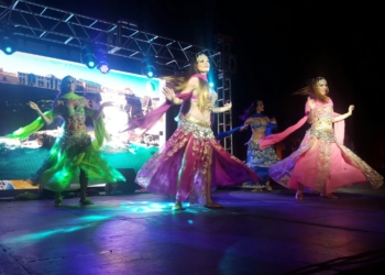Dando a conocer los bailes típicos