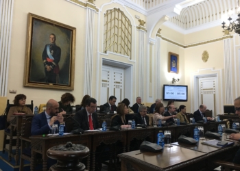 La bancada popular, completa, ayer para la aprobación inicial de los presupuestos de este año.